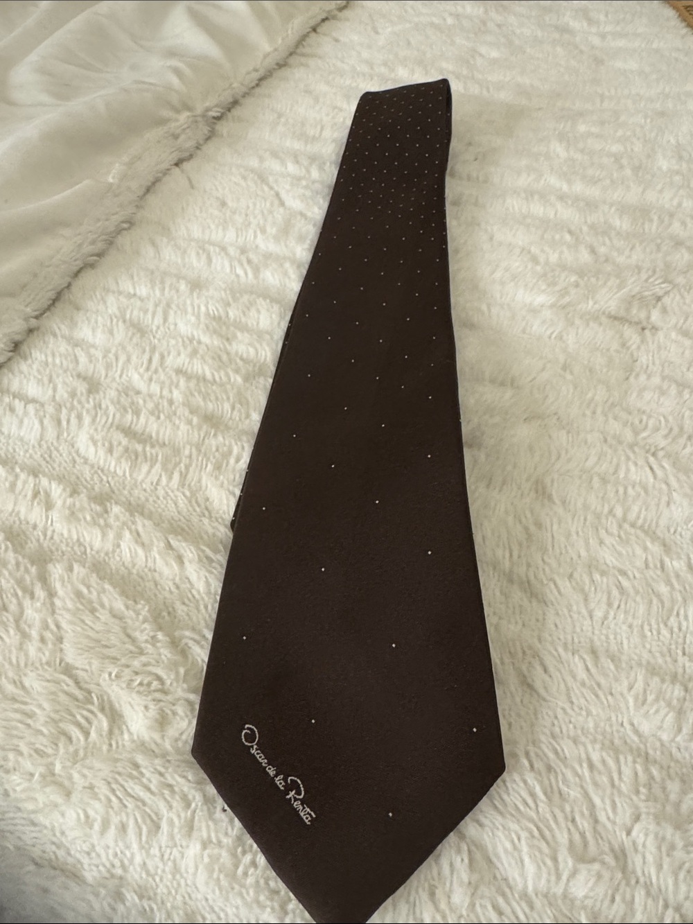 Oscar de la Renta Brown Silk Tie with Micro Dot Pattern
